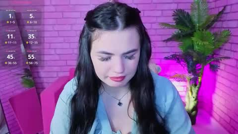 Mia online show from December 20, 2025, 8:54 am