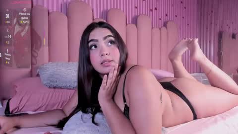 miafarrog online show from May 15, 2026, 8:16 pm