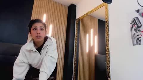 Snapshot of miafix chatting on February 5, 2026, 2:16 am Mia Carter Schedule 800 - 1430 gtm-5 online show from February 5, 2026, 2:16 am