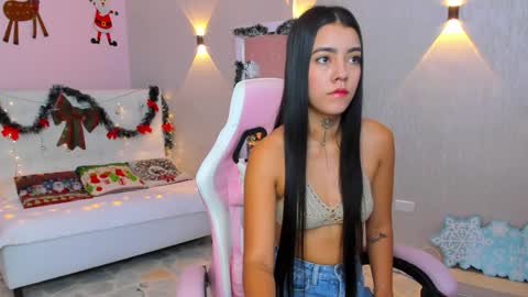 Mia Gomez online show from December 21, 2024, 12:27 pm