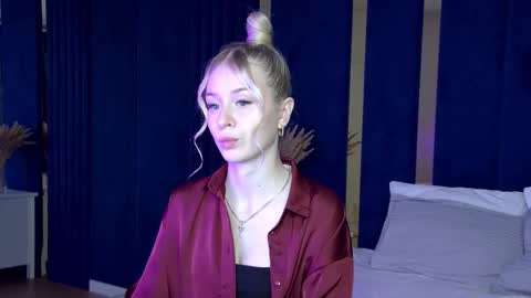 Snapshot of miagraces chatting on October 1, 2025, 5:41 pm Mia online show from October 1, 2025, 5:41 pm