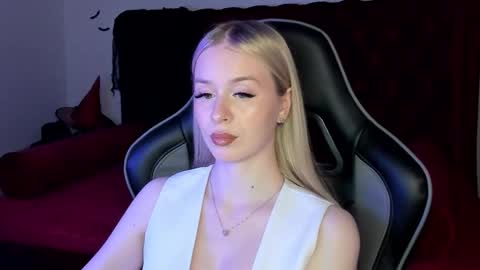 Snapshot of miagraces chatting on November 6, 2025, 6:20 pm Mia online show from November 6, 2025, 6:20 pm