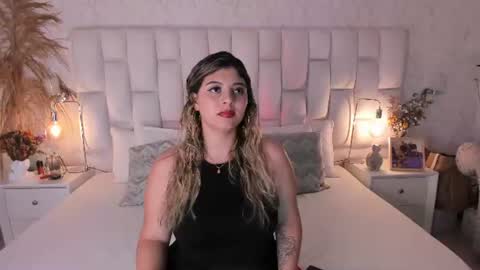 mia greys  online show from July 26, 2026, 9:00 pm