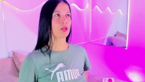 Snapshot of miahansson chatting on May 18, 2026, 2:12 pm MIA online show from May 18, 2026, 2:12 pm