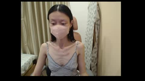 miahchan68 online show from May 28, 2026, 1:41 pm