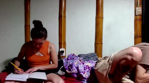 Snapshot of miahells chatting on February 3, 2026, 2:53 am Mia Sam online show from February 3, 2026, 2:53 am