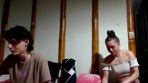 Snapshot of miahells chatting on April 1, 2026, 2:34 am Mia Sam online show from April 1, 2026, 2:34 am