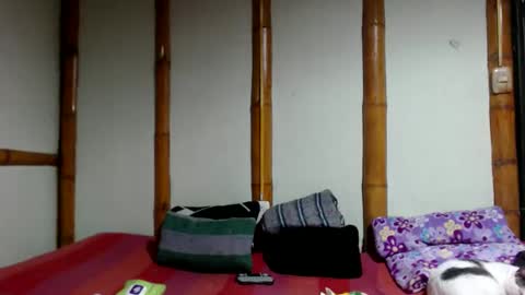 Snapshot of miahells chatting on April 19, 2026, 7:49 pm Mia Sam online show from April 19, 2026, 7:49 pm