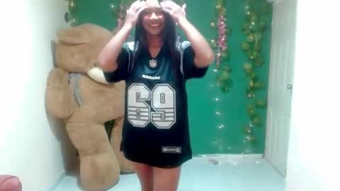 miaisabella905137 online show from July 15, 2026, 2:55 pm