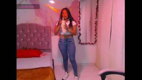 miaisabella905137 online show from July 25, 2026, 8:06 pm