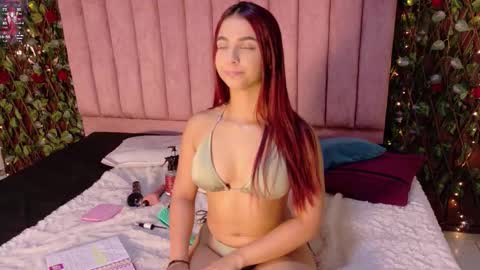 Mia online show from March 15, 2026, 3:07 pm