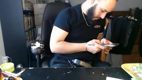 Mark online show from February 25, 2026, 8:29 pm