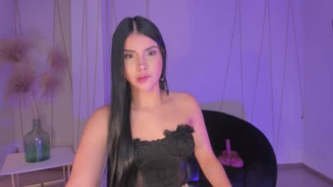 Call me Mia  online show from March 1, 2026, 11:34 am