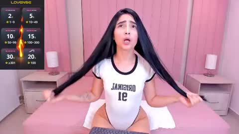 mialiore_ online show from July 22, 2026, 12:19 pm