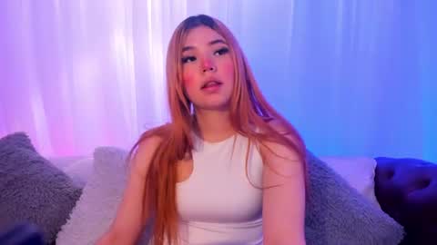 mialuxee_ online show from July 23, 2026, 12:25 pm