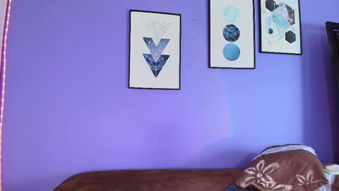 Mia online show from February 22, 2025, 10:09 pm