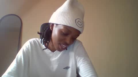 Snapshot of miami_muffin chatting on March 26, 2026, 3:28 pm Muffin online show from March 26, 2026, 3:28 pm