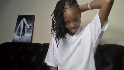 Snapshot of miami_muffin chatting on April 6, 2026, 10:38 am Muffin online show from April 6, 2026, 10:38 am
