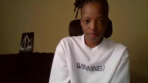 Snapshot of miami_muffin chatting on April 14, 2026, 2:50 am Muffin online show from April 14, 2026, 2:50 am