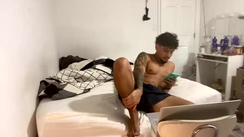 Snapshot of miamiclos1 chatting on February 22, 2026, 2:45 am miamiclos1 online show from February 22, 2026, 2:45 am