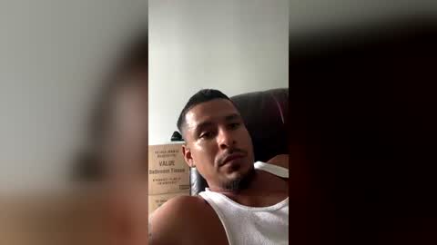 Snapshot of miamiclos1 chatting on July 27, 2026, 6:59 pm miamiclos1 online show from July 27, 2026, 6:59 pm