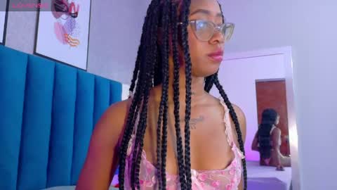 Snapshot of miamidnight1 chatting on April 27, 2026, 12:36 pm Mia online show from April 27, 2026, 12:36 pm