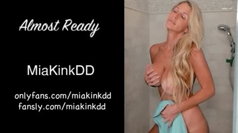 Snapshot of miamilfs chatting on November 13, 2025, 3:27 am Mia online show from November 13, 2025, 3:27 am