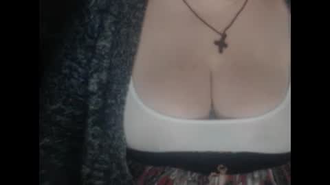 Snapshot of miamimistress chatting on February 7, 2025, 5:31 am maya online show from February 7, 2025, 5:31 am