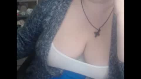 Snapshot of miamimistress chatting on February 18, 2025, 7:32 am maya online show from February 18, 2025, 7:32 am