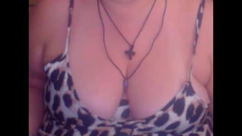 Snapshot of miamimistress chatting on October 8, 2025, 9:51 am maya online show from October 8, 2025, 9:51 am