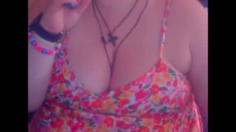 Snapshot of miamimistress chatting on November 2, 2025, 10:06 am maya online show from November 2, 2025, 10:06 am