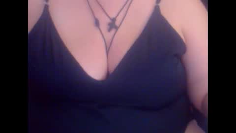 Snapshot of miamimistress chatting on November 3, 2025, 6:58 am maya online show from November 3, 2025, 6:58 am