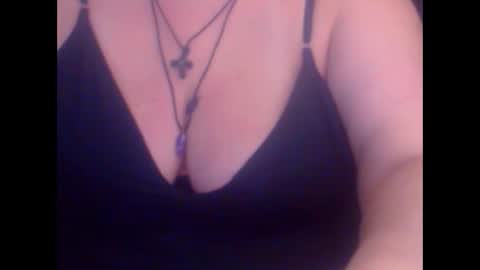 Snapshot of miamimistress chatting on November 3, 2025, 7:04 pm maya online show from November 3, 2025, 7:04 pm