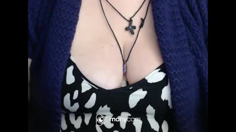 Snapshot of miamimistress chatting on November 12, 2025, 8:19 pm maya online show from November 12, 2025, 8:19 pm