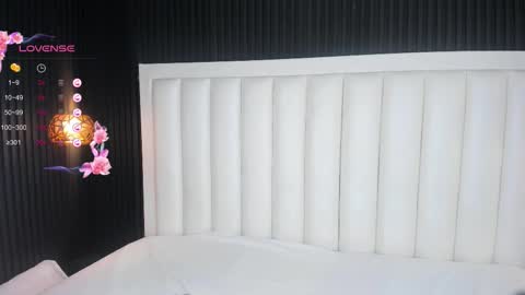 Mia Mistrex online show from September 24, 2025, 4:27 am