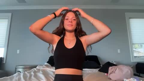 miamoorexo online show from March 2, 2026, 8:37 pm