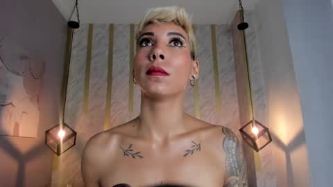 Mia Morgann online show from December 30, 2024, 5:44 pm