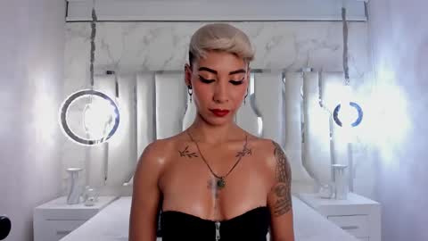 Mia Morgann online show from February 21, 2025, 1:55 pm