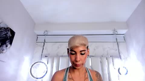 Mia Morgann online show from February 26, 2025, 6:11 pm