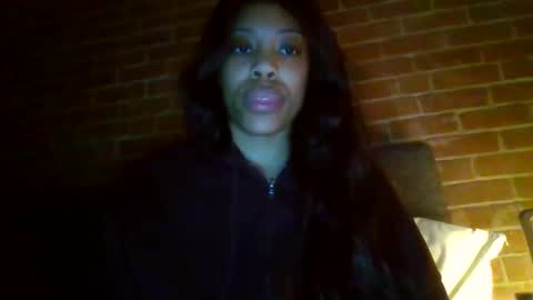 Snapshot of miamuffin8 chatting on October 21, 2025, 9:43 am MiaMuffn online show from October 21, 2025, 9:43 am