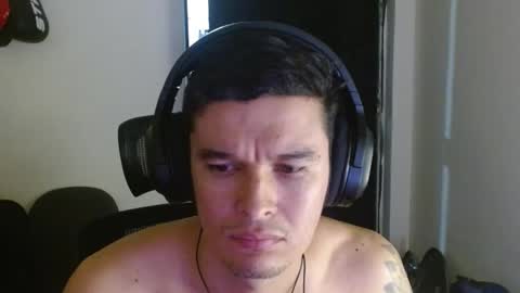 miaou_miaou online show from November 1, 2025, 12:12 am