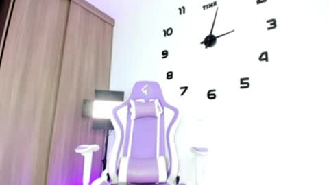  180126  - starts at 1400PM  online show from April 22, 2026, 8:06 am