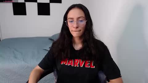 Snapshot of miaportman chatting on September 28, 2025, 3:17 pm MIAPORTMANN online show from September 28, 2025, 3:17 pm