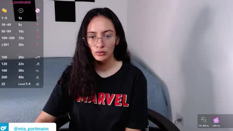 Snapshot of miaportman chatting on October 26, 2025, 3:07 pm MIAPORTMANN online show from October 26, 2025, 3:07 pm