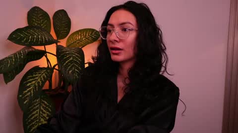 Snapshot of miaportman chatting on May 22, 2026, 9:15 am MIAPORTMANN online show from May 22, 2026, 9:15 am