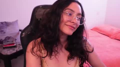 MIAPORTMANN online show from July 28, 2026, 12:48 pm