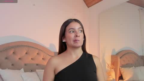 Snapshot of miarizzi chatting on April 1, 2026, 11:55 am miarizzi online show from April 1, 2026, 11:55 am