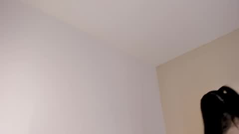 Snapshot of miaroberttss chatting on May 25, 2026, 6:30 am Mia online show from May 25, 2026, 6:30 am