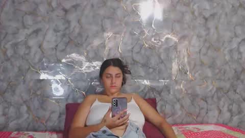 miarouse1531 online show from April 18, 2026, 5:06 pm