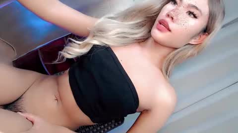 Snapshot of miasex980271 chatting on May 13, 2026, 6:11 am miasex980271 online show from May 13, 2026, 6:11 am
